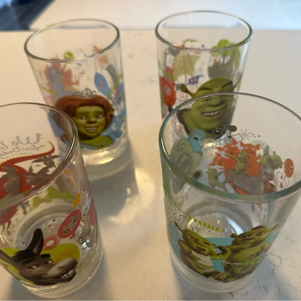 DreamWorks Shrek Character Glasses Set - Green and Multicolor